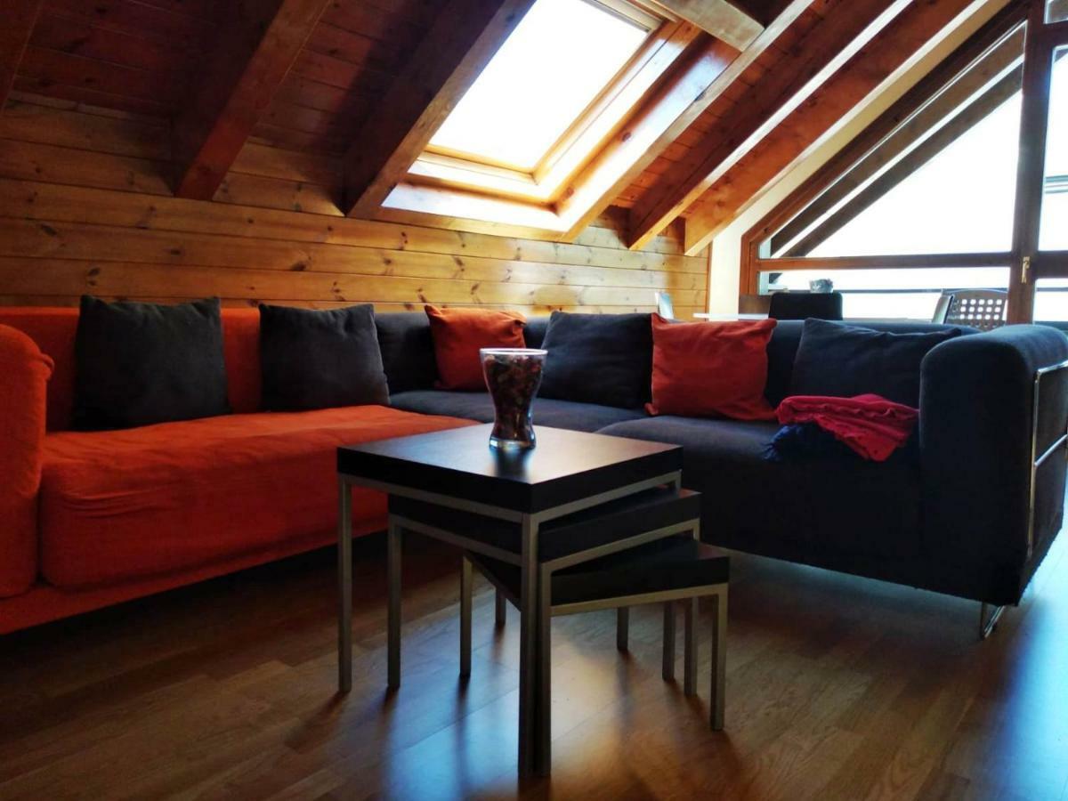 Duplex Familiar En إيستيري دانو المظهر الخارجي الصورة